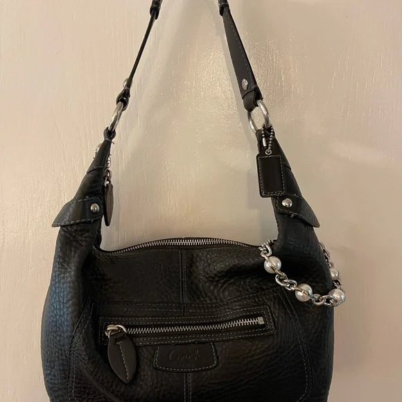 Coach Penelope 2010 Black Pebbled Leather Shoulder Bag - Picture 1 of 11